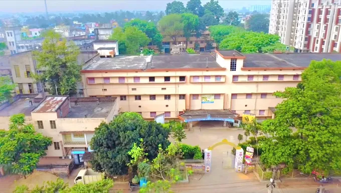Vivekananda College